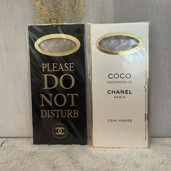 Chanel “Please DO NOT DISTURB”. 💝😍🎁 Door sign. - Picture 1 of 2